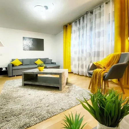 Apartament Centre Au Calme , Parking Prive Interieur Car Et Bike