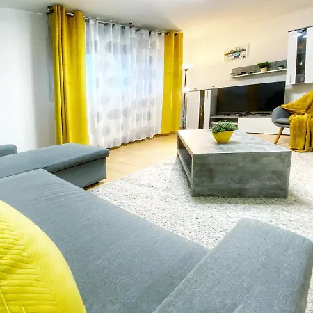 Apartament Centre Au Calme , Parking Prive Interieur Car Et Bike